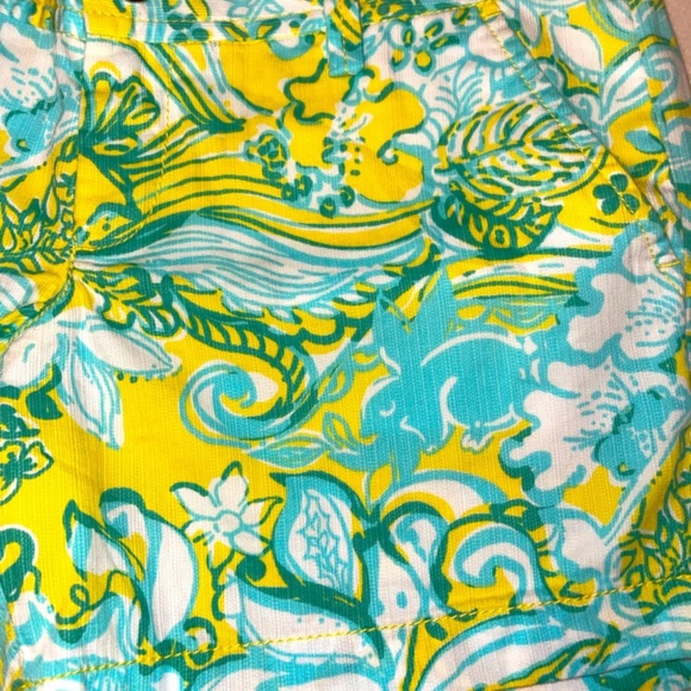 EUC‎ Lilly Pulitzer Shorts - Picture 3 of 11